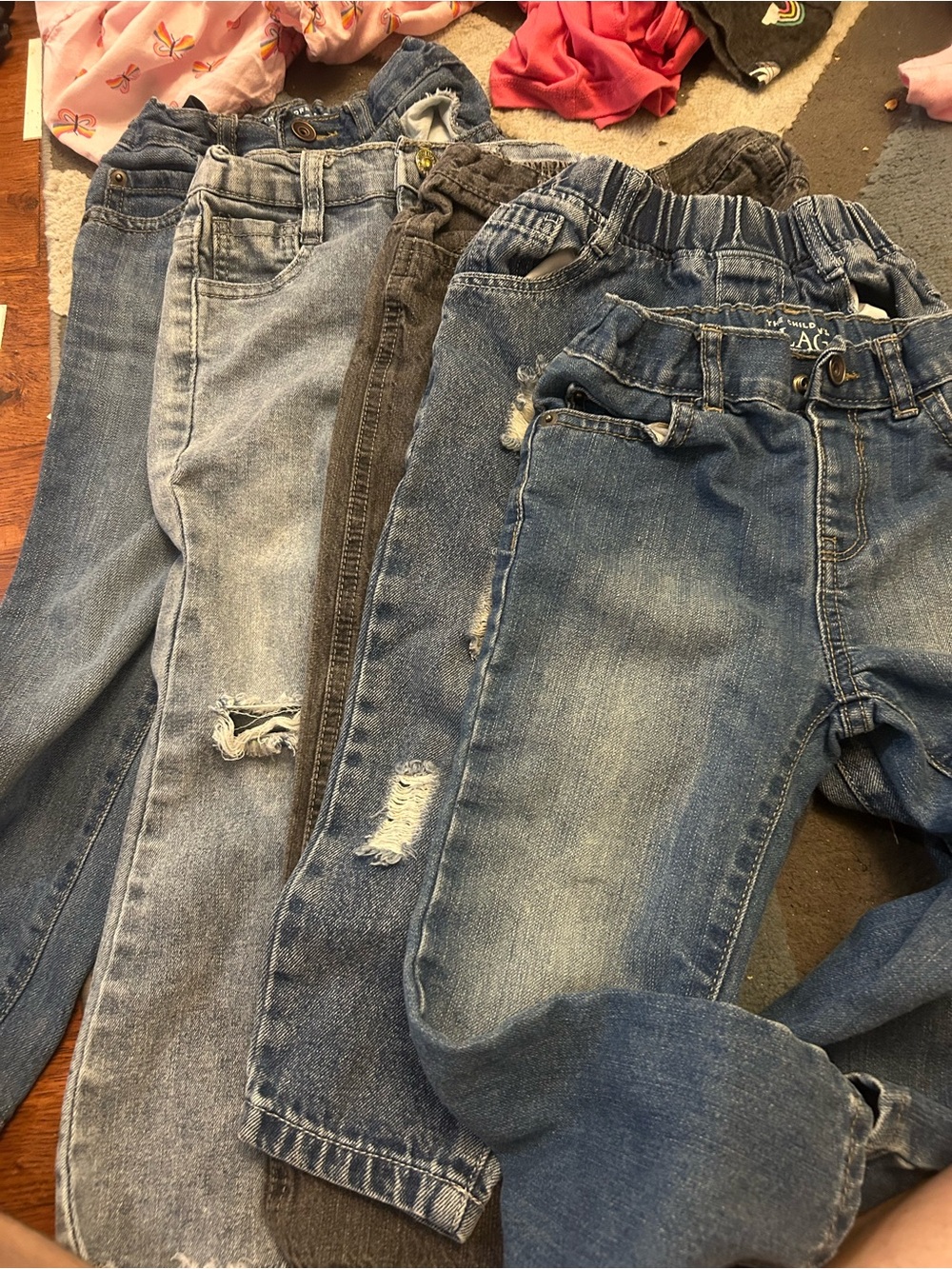 5 pairs of gently used 4t pants